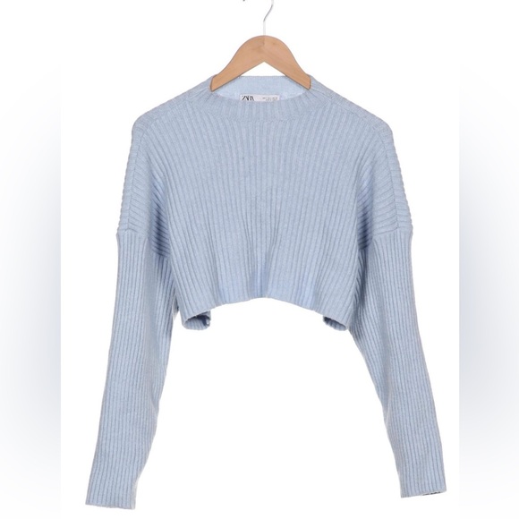 Zara Cropped Sweater🧣 - Picture 1 of 5